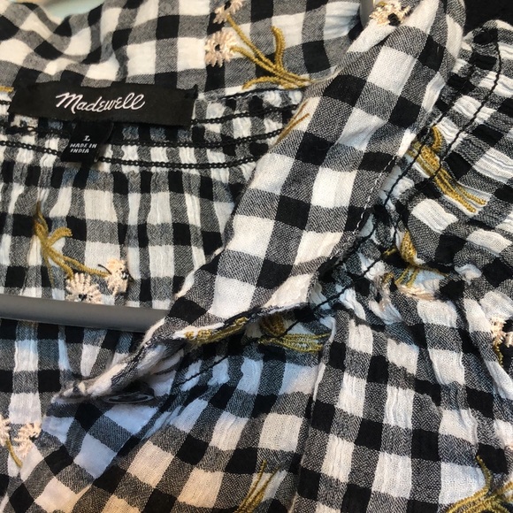 Madewell Plaid Bell Sleeve Embroidered Flowers - Picture 8 of 9